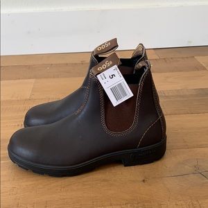 blundstones usa